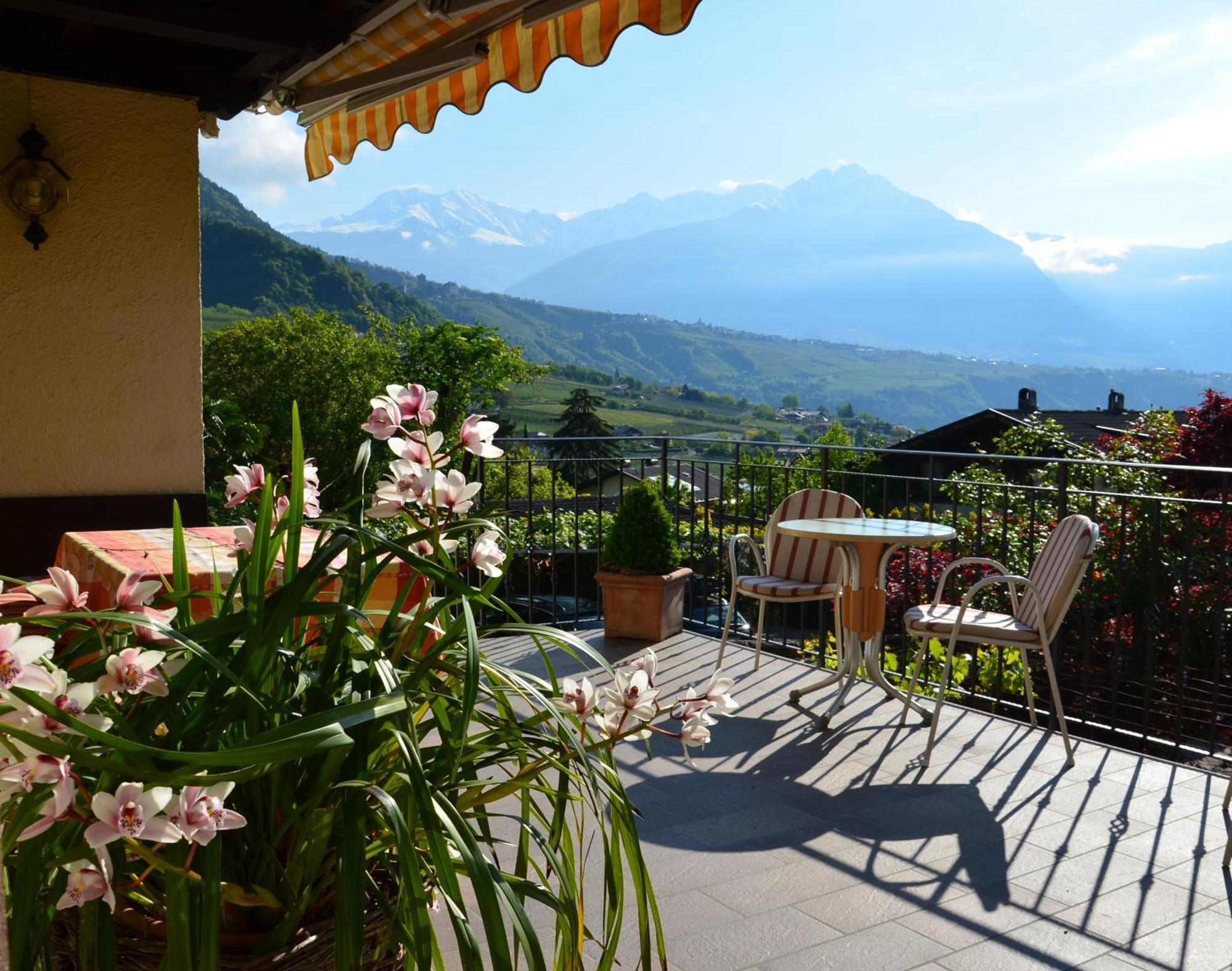 Obermaratscher Apartments Residence Lagundo Luaran gambar