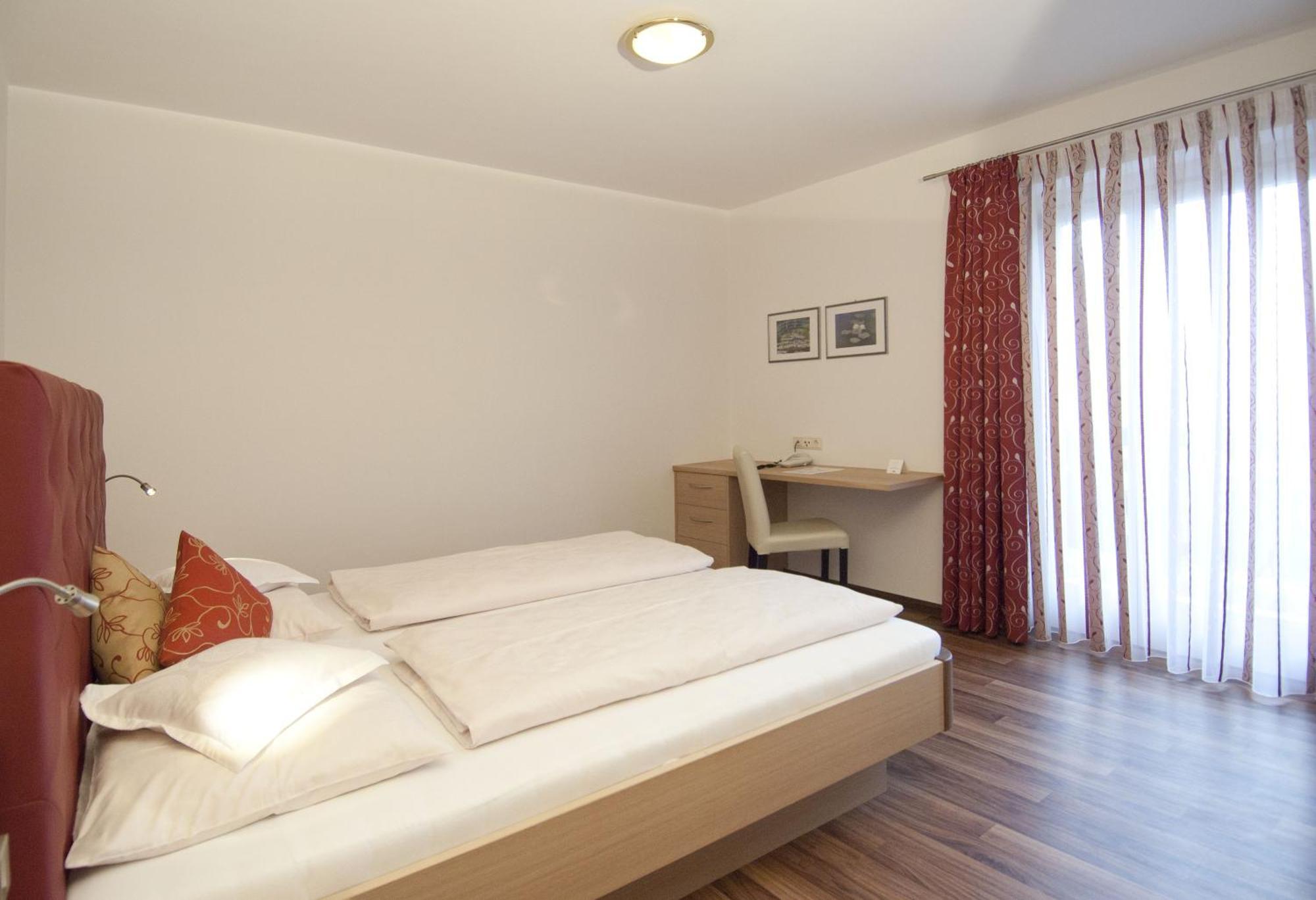 Obermaratscher Apartments Residence Lagundo Luaran gambar